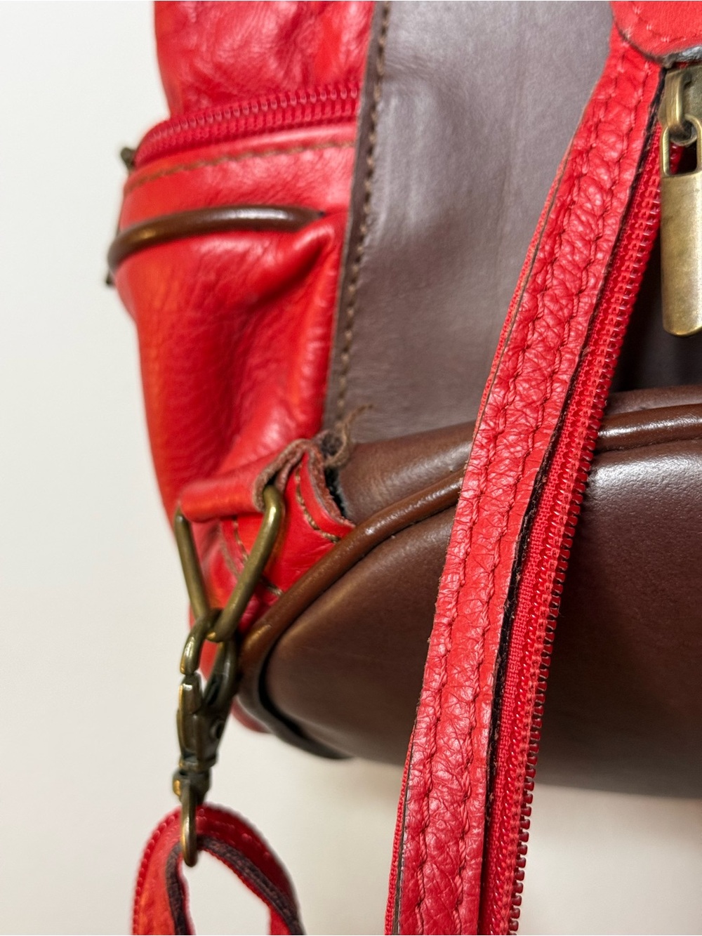 Genuine Italian leather vintage backpack by Zagara Milano - Picture 4 of 4